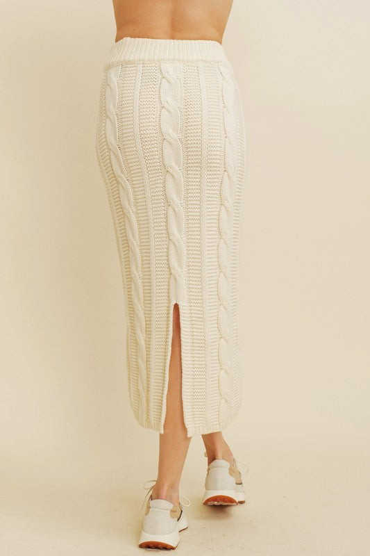 CREAM KNIT SKIRT (set sold separately)
