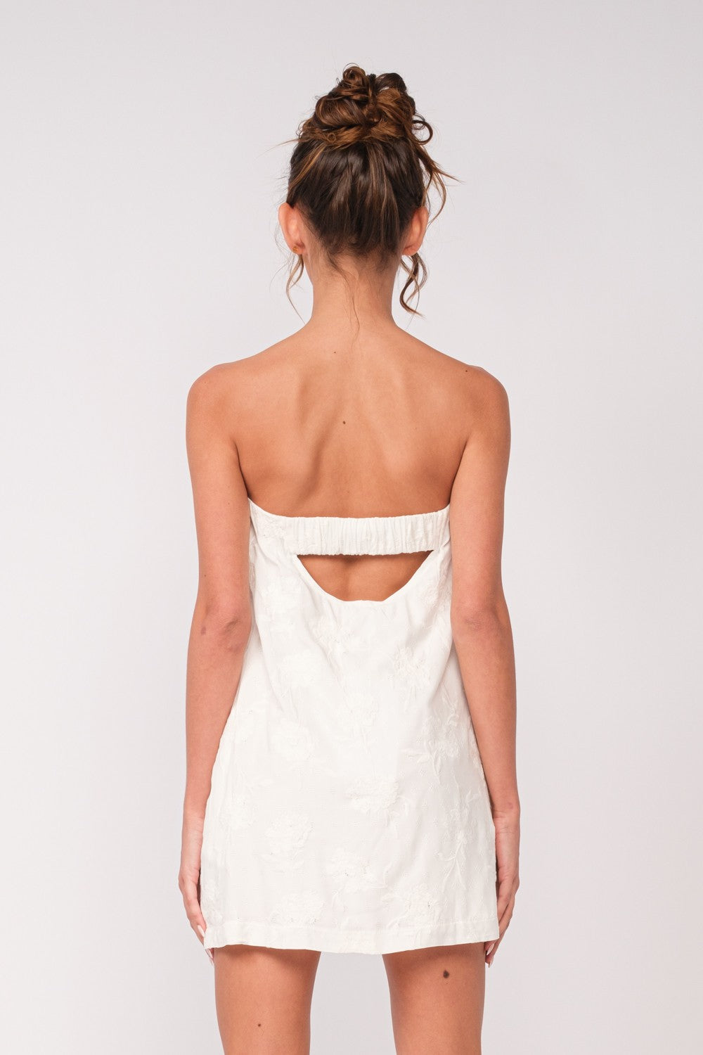 WHITE FLORAL TUBE MINI DRESS