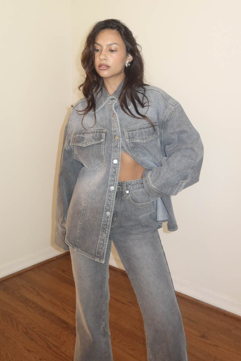 MICHELLE DENIM BUTTON DOWN