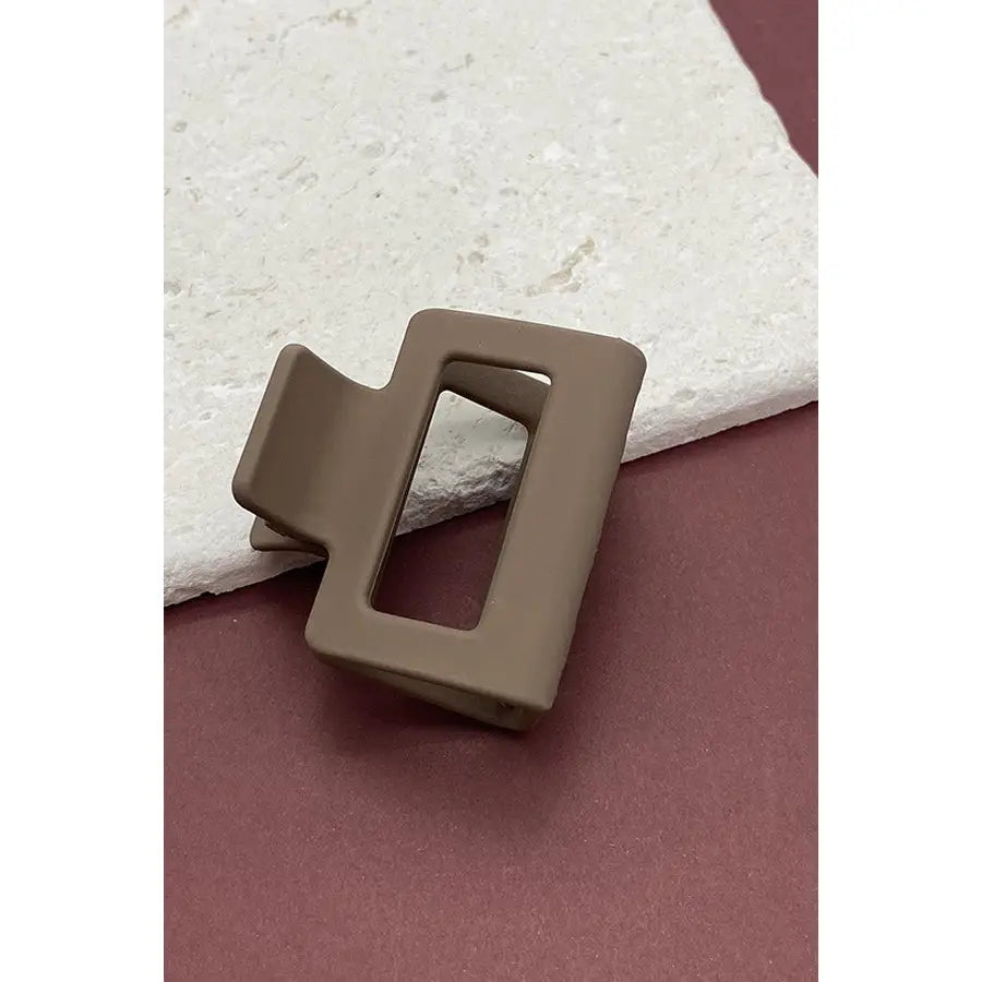 MATTE HAIR CLAW CLIPS