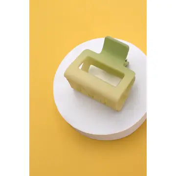 MATTE HAIR CLAW CLIPS