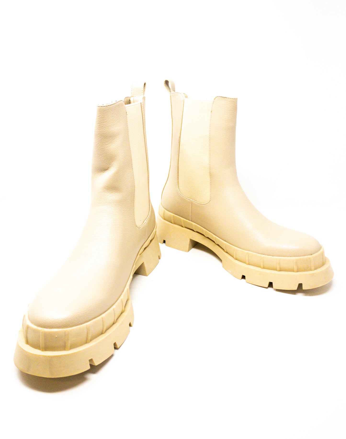 BEIGE LEATHER BOOTIES