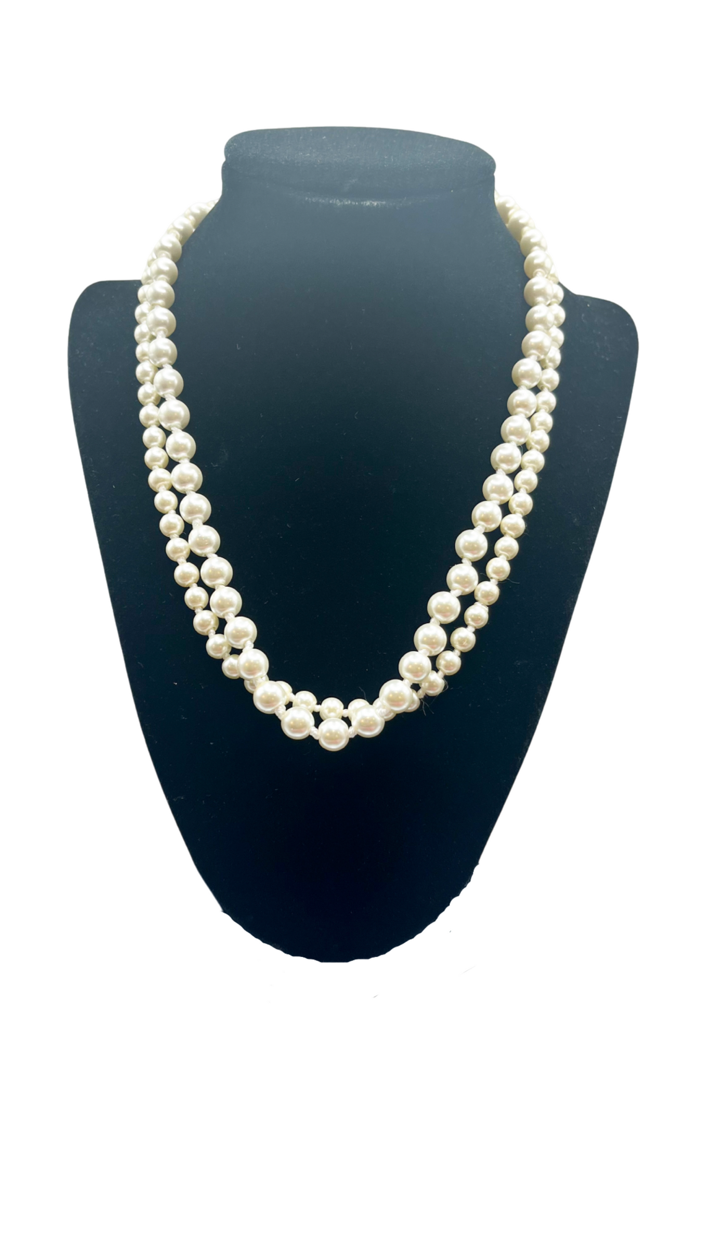 PEARL NECKLACES SILVER CLASP
