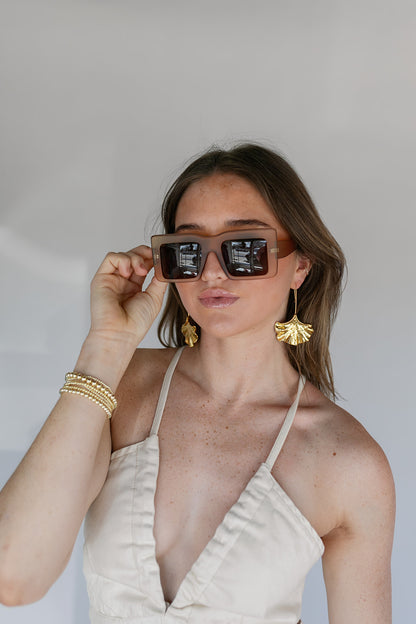 SQUARE SUNGLASSES